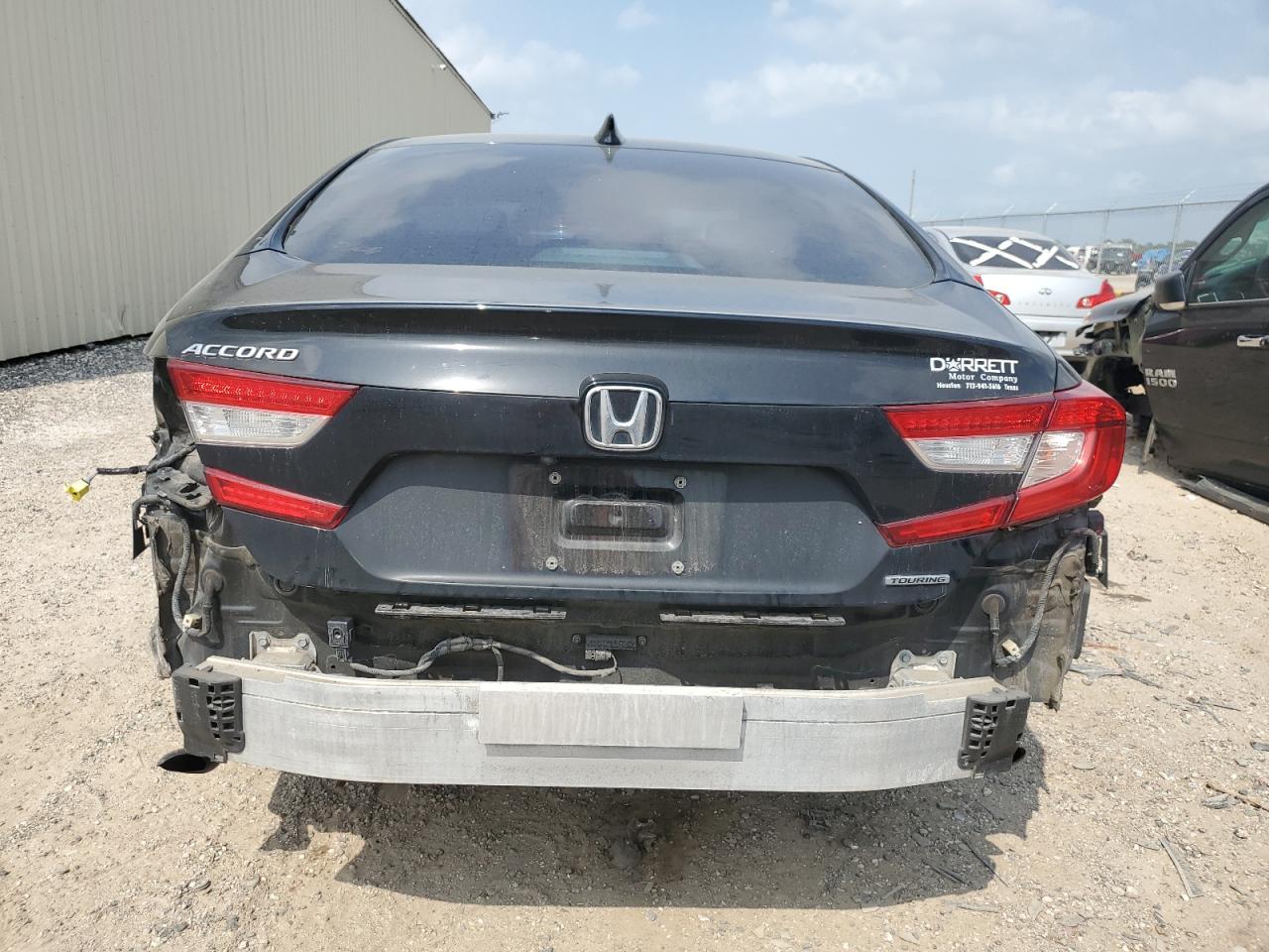 Photo 5 VIN: 1HGCV1F95JA033163 - HONDA ACCORD 