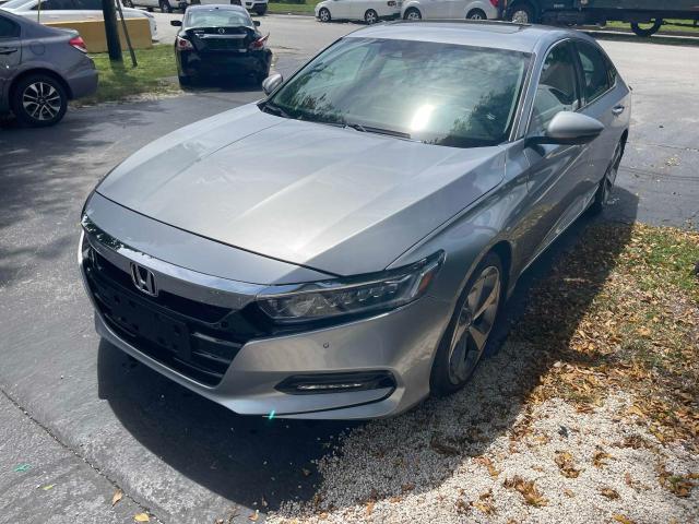 Photo 1 VIN: 1HGCV1F95JA183807 - HONDA ACCORD SEDAN 