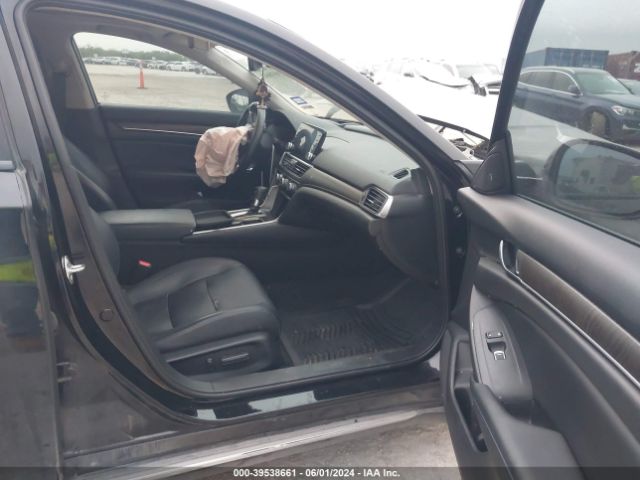 Photo 4 VIN: 1HGCV1F96JA005579 - HONDA ACCORD 