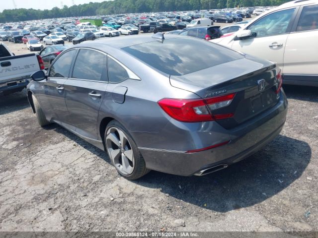 Photo 2 VIN: 1HGCV1F96JA024343 - HONDA ACCORD 