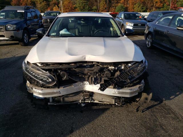 Photo 4 VIN: 1HGCV1F97JA105903 - HONDA ACCORD 