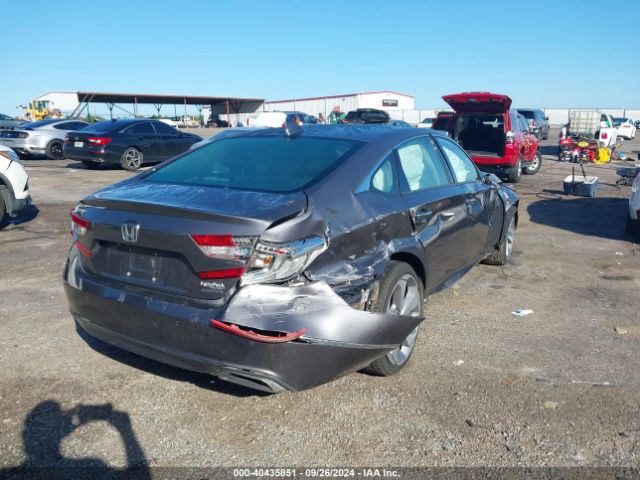 Photo 3 VIN: 1HGCV1F98JA036123 - HONDA ACCORD 