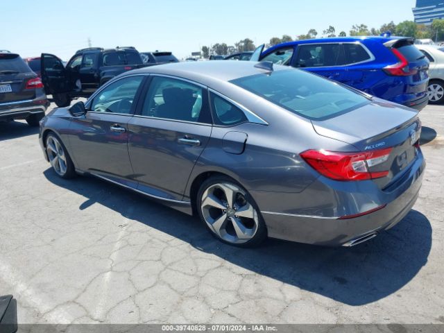 Photo 2 VIN: 1HGCV1F98JA090781 - HONDA ACCORD 