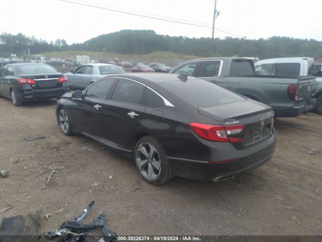 Photo 2 VIN: 1HGCV1F98JA134276 - HONDA ACCORD 