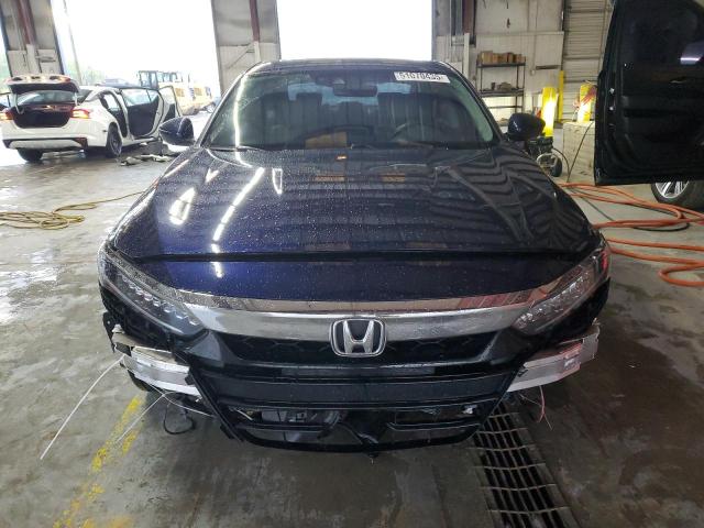 Photo 4 VIN: 1HGCV1F9XJA003771 - HONDA ACCORD TOU 