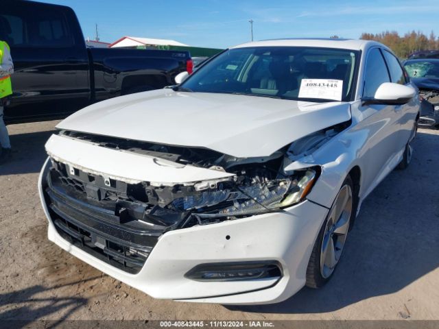 Photo 5 VIN: 1HGCV1F9XJA057944 - HONDA ACCORD 