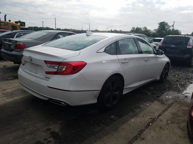 Photo 3 VIN: 1HGCV1F9XJA066336 - HONDA ACCORD TOU 