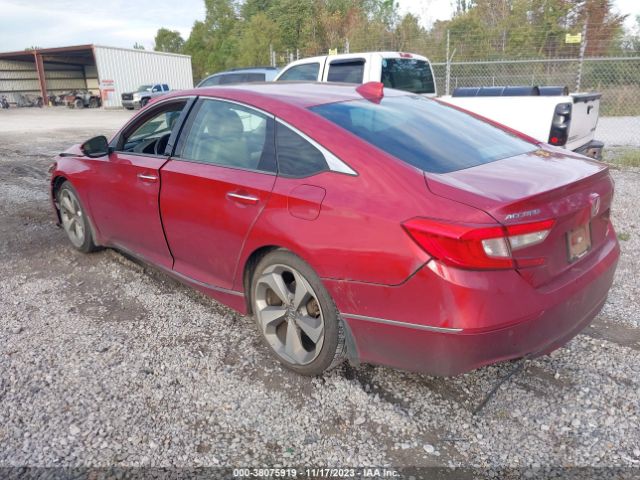 Photo 2 VIN: 1HGCV1F9XJA106284 - HONDA ACCORD 