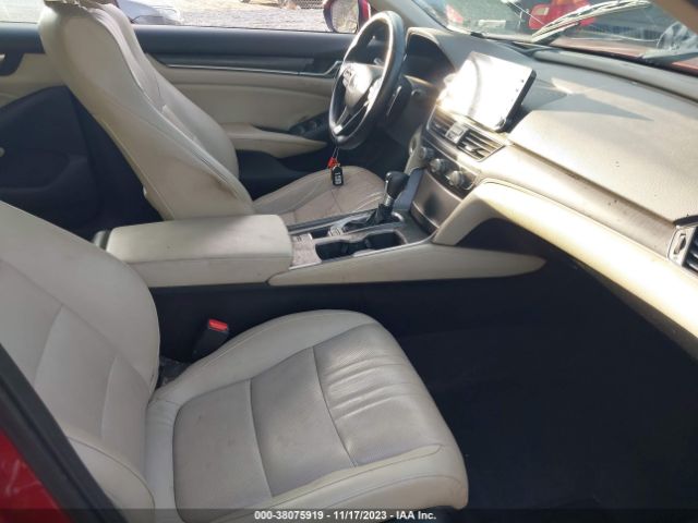 Photo 4 VIN: 1HGCV1F9XJA106284 - HONDA ACCORD 