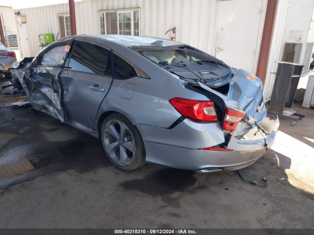 Photo 2 VIN: 1HGCV1F9XJA121089 - HONDA ACCORD 