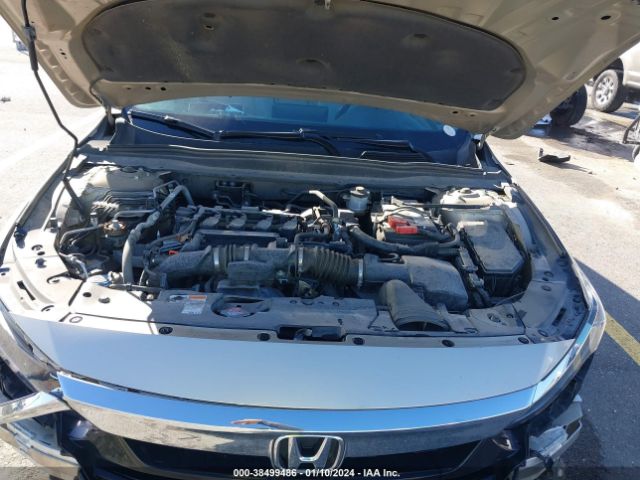 Photo 9 VIN: 1HGCV1F9XJA139429 - HONDA ACCORD 