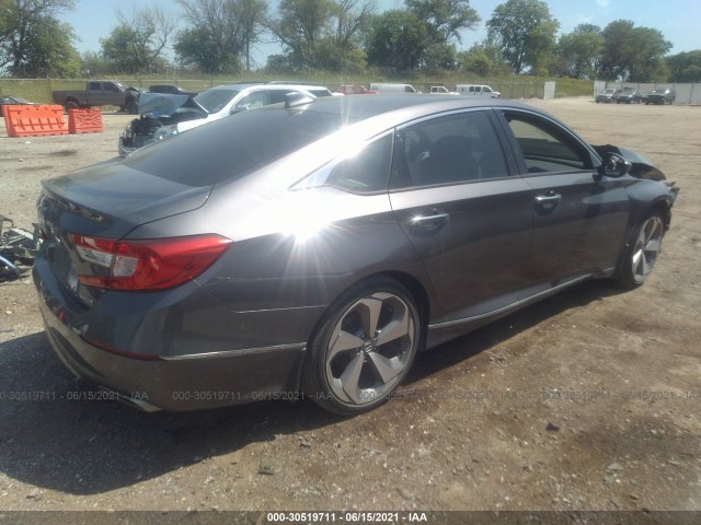 Photo 3 VIN: 1HGCV1F9XJA173595 - HONDA ACCORD SEDAN 