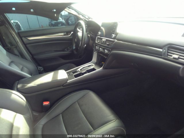 Photo 4 VIN: 1HGCV2F30KA023742 - HONDA ACCORD SEDAN 