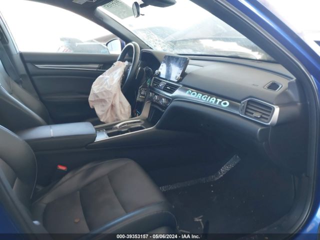 Photo 4 VIN: 1HGCV2F31JA036997 - HONDA ACCORD 