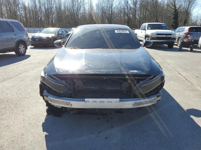 Photo 4 VIN: 1HGCV2F31KA011275 - HONDA ACCORD 