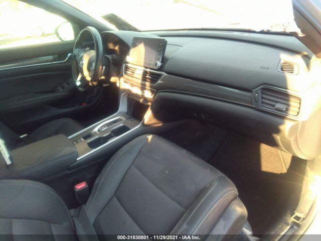 Photo 4 VIN: 1HGCV2F31KA021899 - HONDA ACCORD SEDAN 