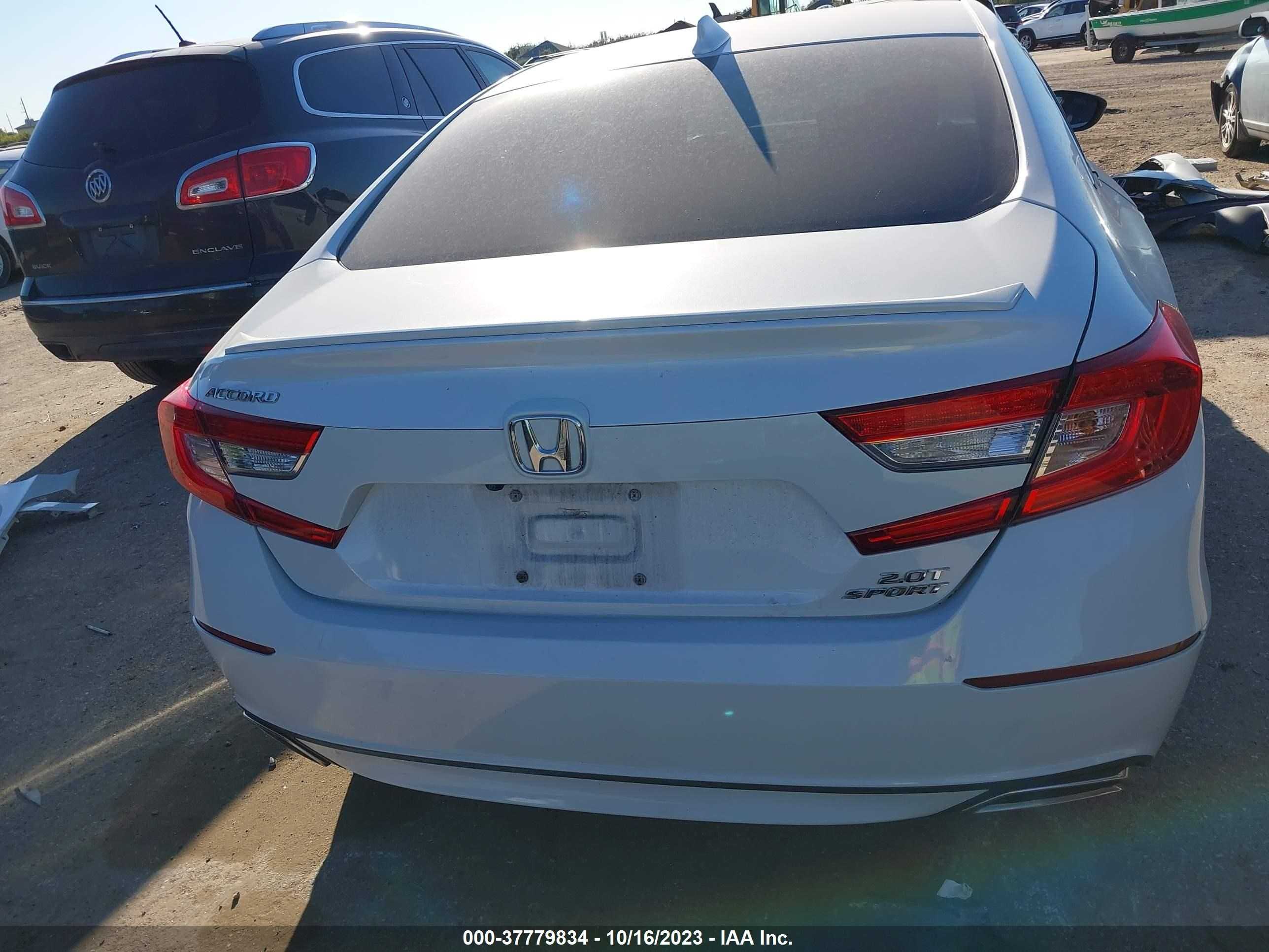 Photo 15 VIN: 1HGCV2F31KA030070 - HONDA ACCORD 