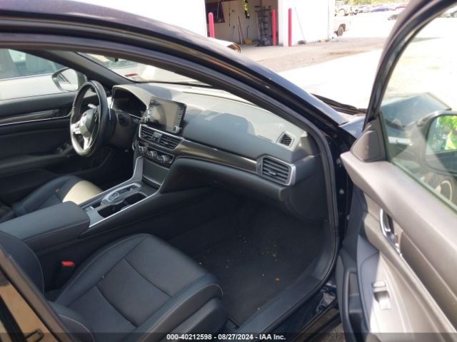 Photo 4 VIN: 1HGCV2F31LA007535 - HONDA ACCORD 