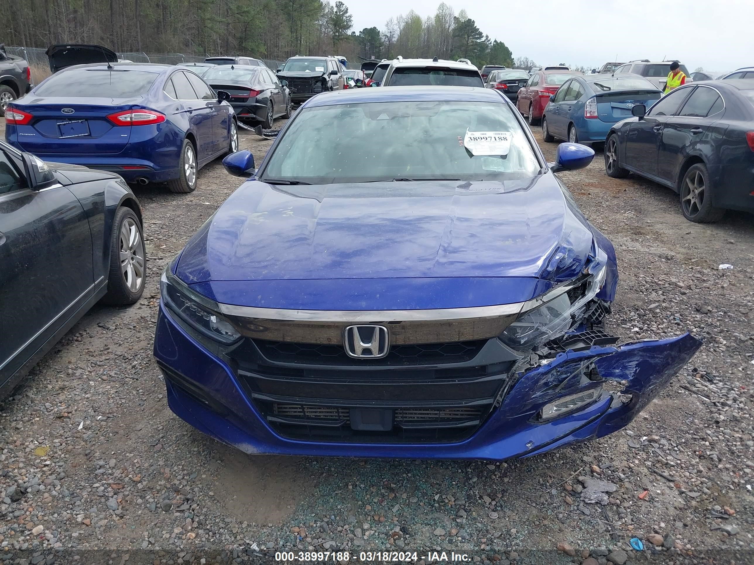 Photo 9 VIN: 1HGCV2F31LA019474 - HONDA ACCORD 