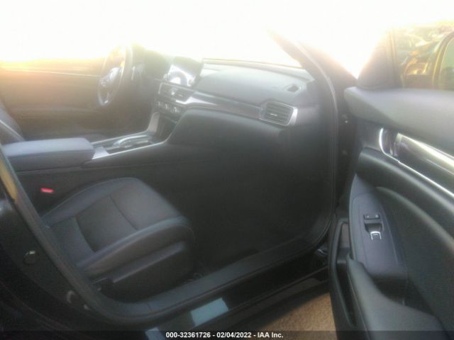 Photo 4 VIN: 1HGCV2F31LA027915 - HONDA ACCORD SEDAN 