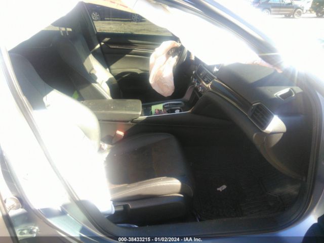 Photo 4 VIN: 1HGCV2F31LA030829 - HONDA ACCORD 