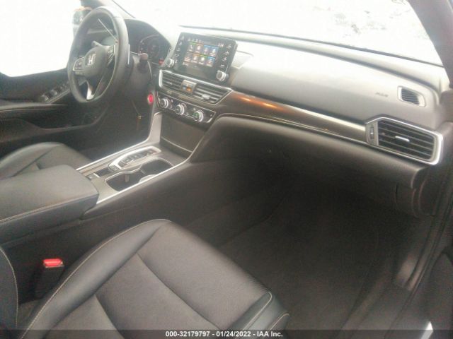 Photo 4 VIN: 1HGCV2F32JA023577 - HONDA ACCORD SEDAN 