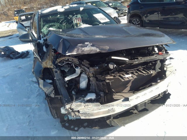 Photo 5 VIN: 1HGCV2F32JA023580 - HONDA ACCORD SEDAN 