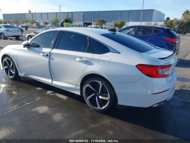 Photo 2 VIN: 1HGCV2F32LA015739 - HONDA ACCORD 