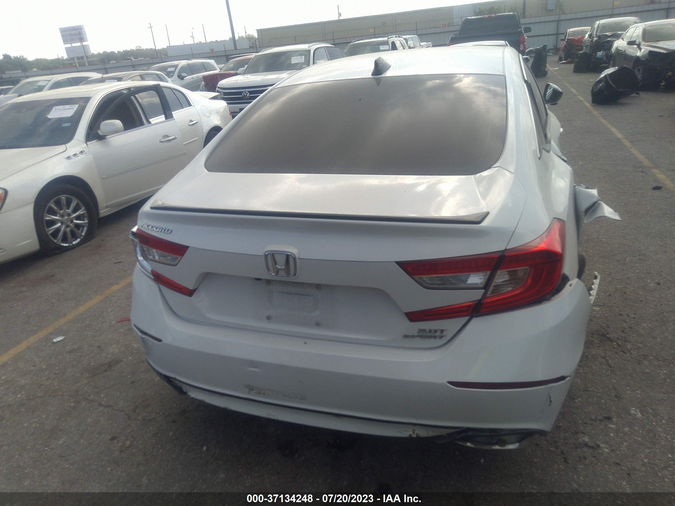 Photo 14 VIN: 1HGCV2F32MA016097 - HONDA ACCORD 