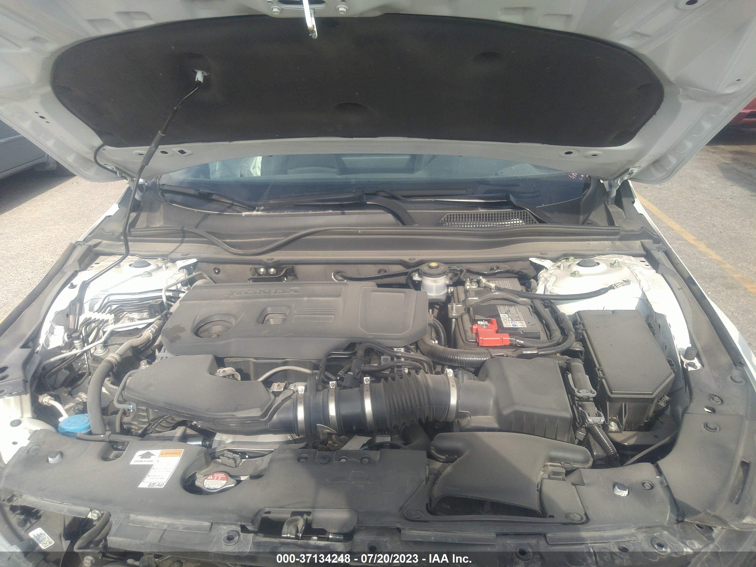 Photo 9 VIN: 1HGCV2F32MA016097 - HONDA ACCORD 