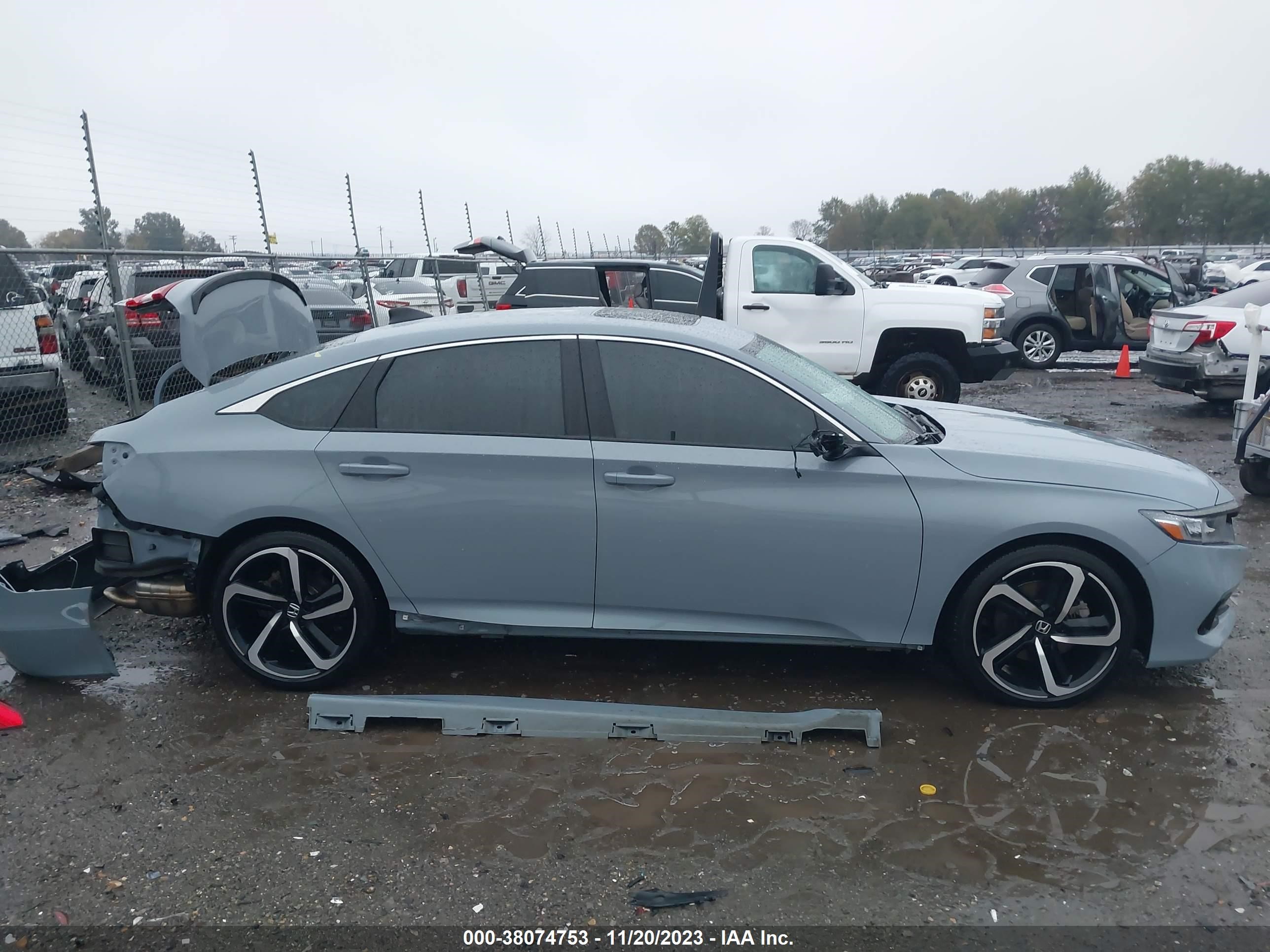 Photo 13 VIN: 1HGCV2F32MA029285 - HONDA ACCORD 