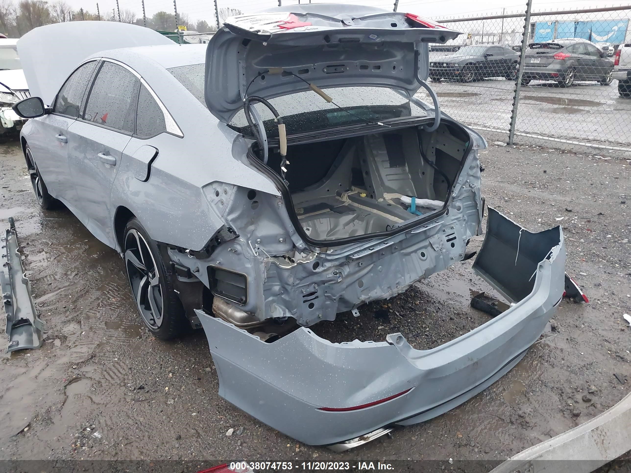 Photo 5 VIN: 1HGCV2F32MA029285 - HONDA ACCORD 