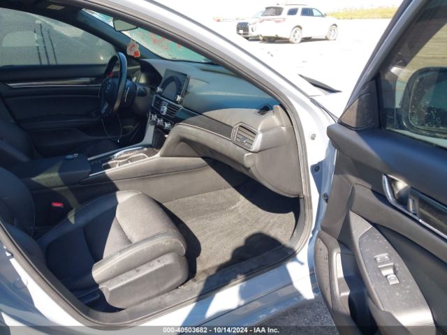 Photo 4 VIN: 1HGCV2F32MA029416 - HONDA ACCORD 