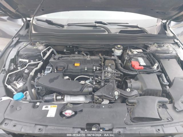 Photo 9 VIN: 1HGCV2F33JA039335 - HONDA ACCORD 