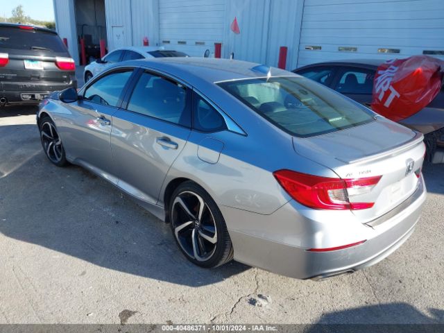 Photo 2 VIN: 1HGCV2F34JA050585 - HONDA ACCORD 