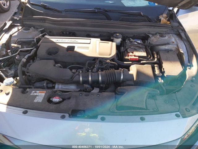 Photo 9 VIN: 1HGCV2F34JA050585 - HONDA ACCORD 