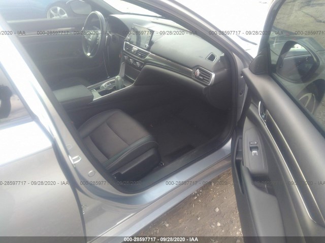 Photo 4 VIN: 1HGCV2F35JA044374 - HONDA ACCORD SEDAN 