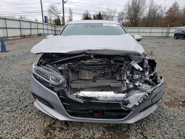 Photo 4 VIN: 1HGCV2F35KA009500 - HONDA ACCORD 