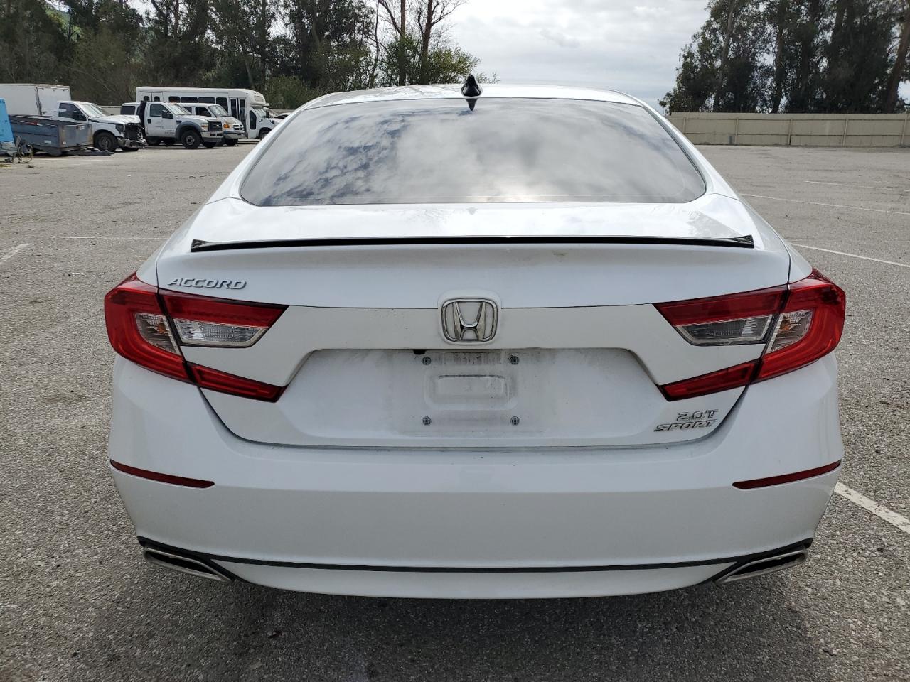 Photo 5 VIN: 1HGCV2F35NA012207 - HONDA ACCORD 