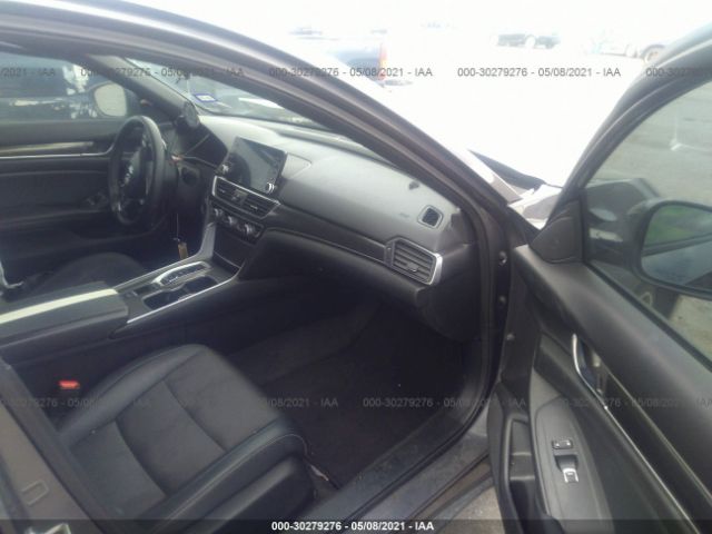 Photo 4 VIN: 1HGCV2F36JA044271 - HONDA ACCORD SEDAN 