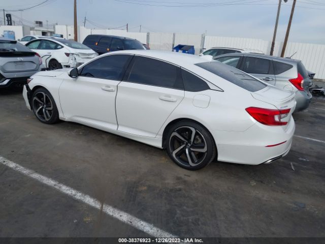 Photo 2 VIN: 1HGCV2F37KA030168 - HONDA ACCORD 