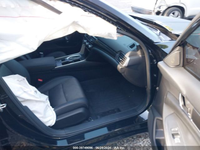 Photo 4 VIN: 1HGCV2F37LA022251 - HONDA ACCORD 