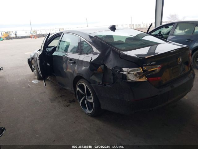 Photo 2 VIN: 1HGCV2F37MA000915 - HONDA ACCORD 