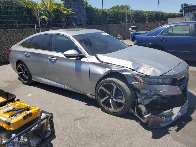 Photo 3 VIN: 1HGCV2F38JA044403 - HONDA ACCORD 