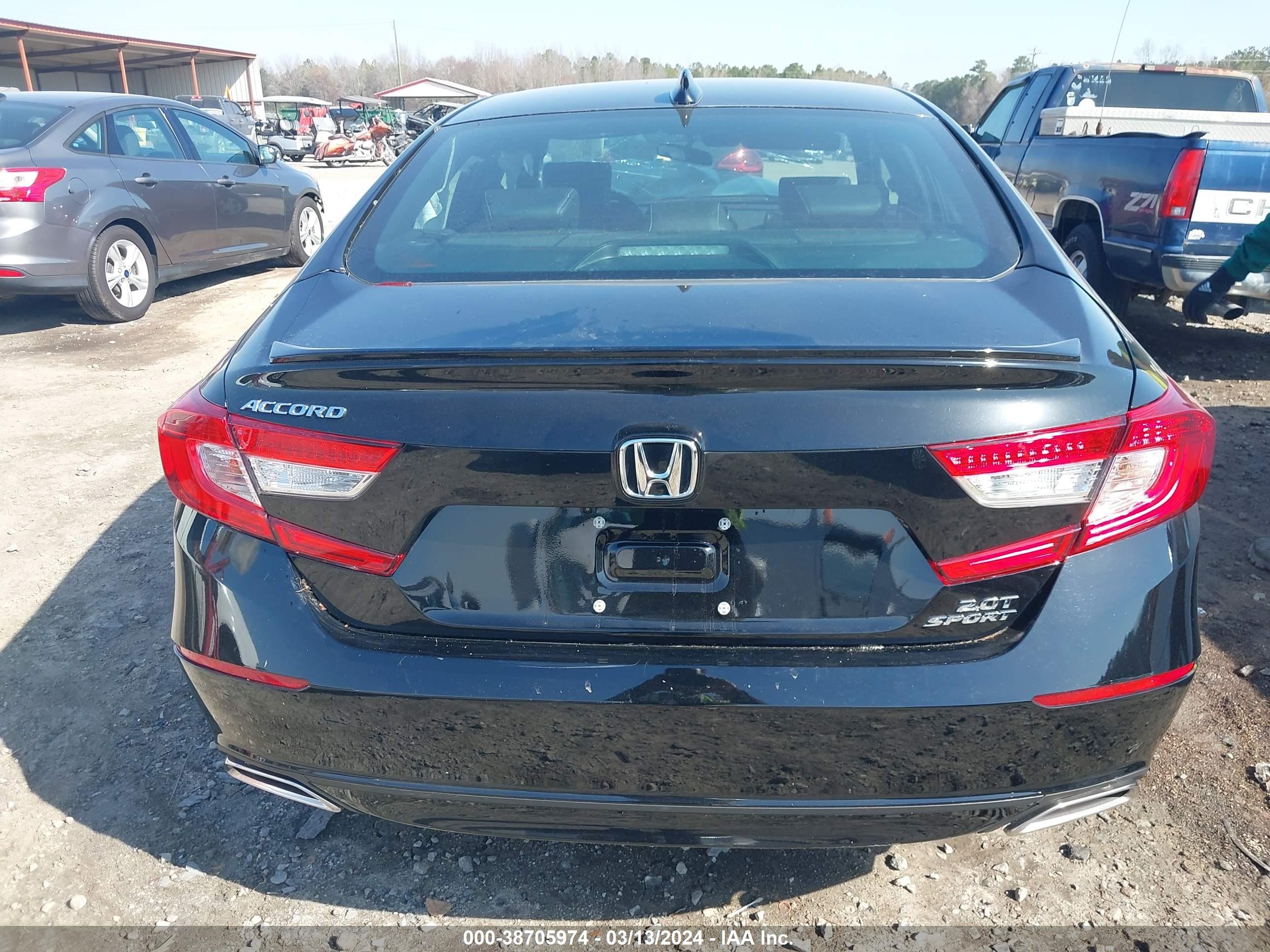 Photo 16 VIN: 1HGCV2F38NA012346 - HONDA ACCORD 