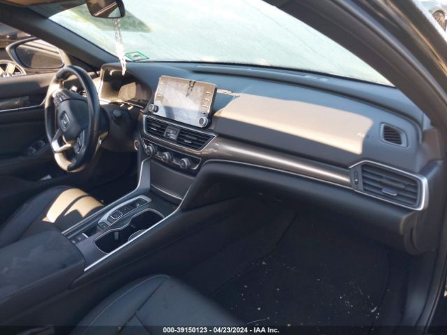 Photo 4 VIN: 1HGCV2F39JA029280 - HONDA ACCORD 