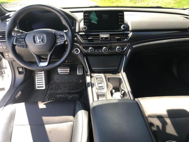 Photo 8 VIN: 1HGCV2F39JA052705 - HONDA ACCORD 