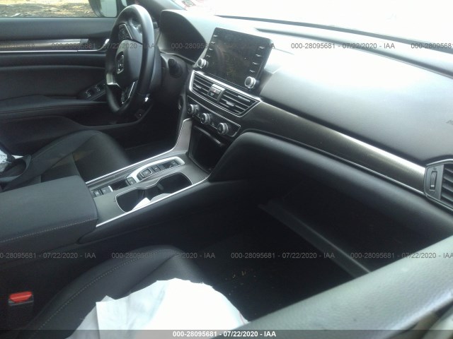 Photo 4 VIN: 1HGCV2F39KA027899 - HONDA ACCORD SEDAN 