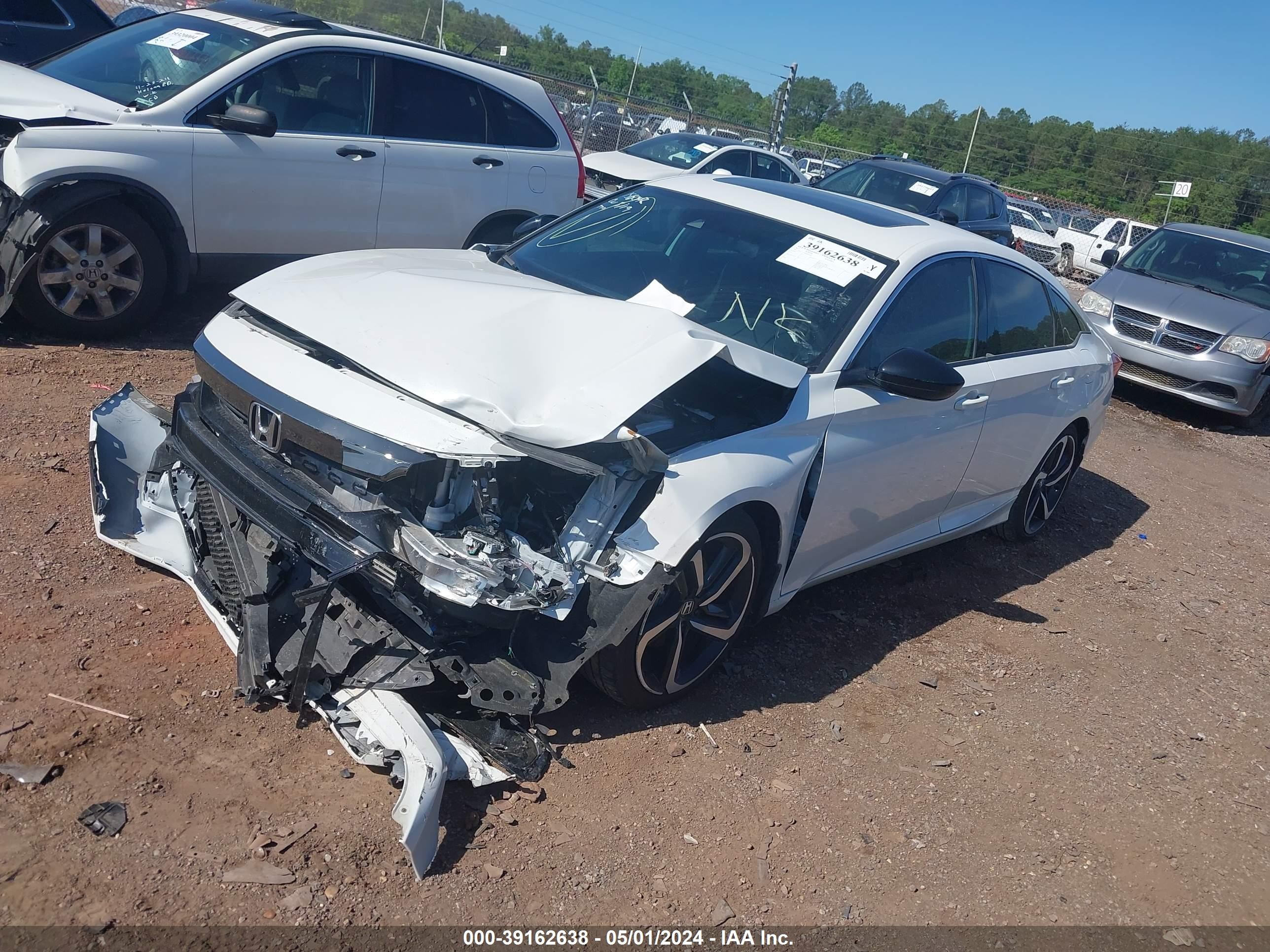 Photo 1 VIN: 1HGCV2F39NA010492 - HONDA ACCORD 