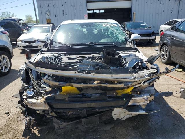 Photo 4 VIN: 1HGCV2F3XJA053121 - HONDA ACCORD 